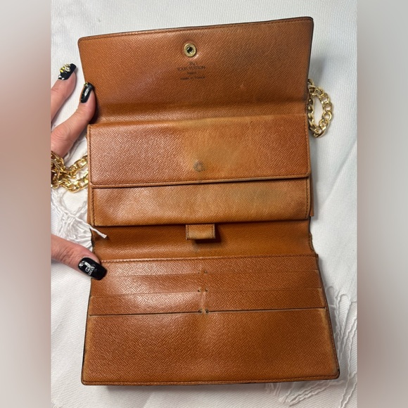 LOUIS VUITTON INTERNATIONAL MONOGRAM LEATHER WALLET WITH CHAIN - Picture 11 of 17